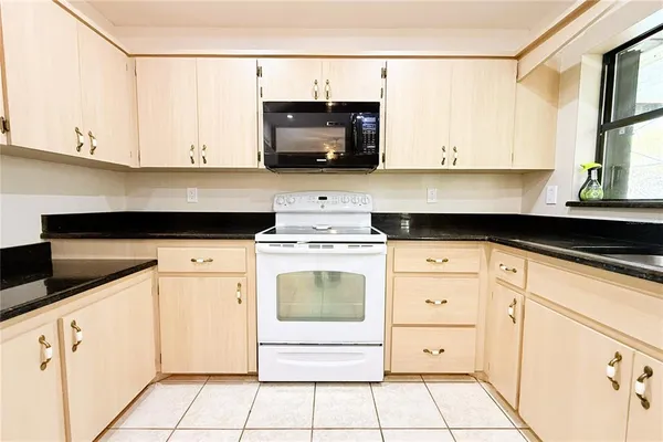 $2,100 | 3201 Bartlett Street, Spring Hill, FL 34606