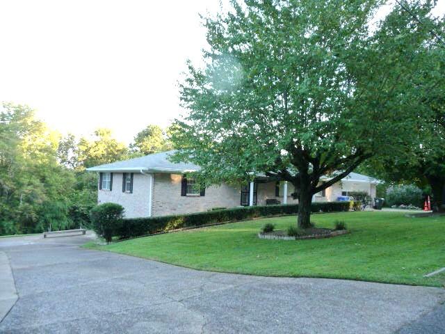 1144 Ridge Top Drive Chattanooga, TN 37421 - Photo 4 of 17 P1060072