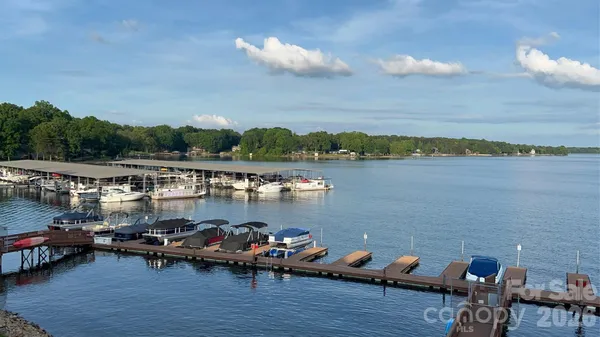 $375,000 | 7831 Spinnaker Bay Drive, Sherrills Ford, NC 28673