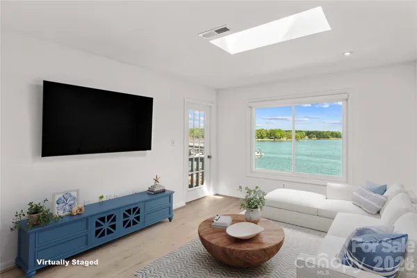 $375,000 | 7831 Spinnaker Bay Drive, Sherrills Ford, NC 28673