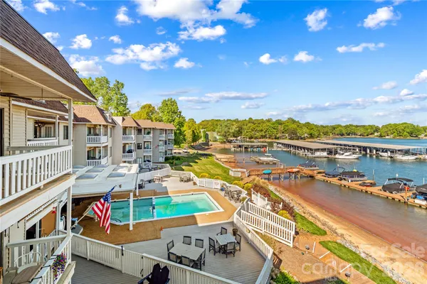 $375,000 | 7831 Spinnaker Bay Drive, Sherrills Ford, NC 28673