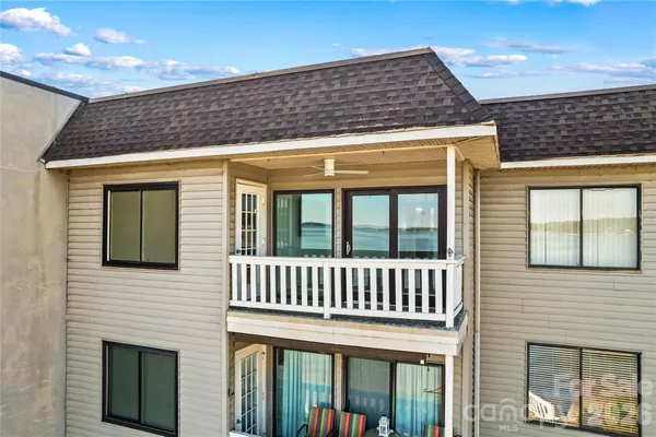 $375,000 | 7831 Spinnaker Bay Drive, Sherrills Ford, NC 28673