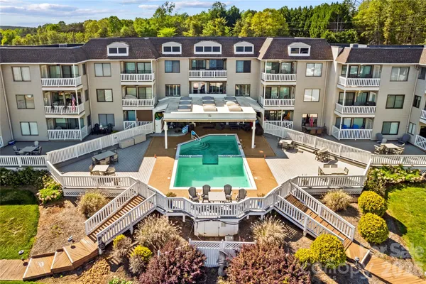 $375,000 | 7831 Spinnaker Bay Drive, Sherrills Ford, NC 28673