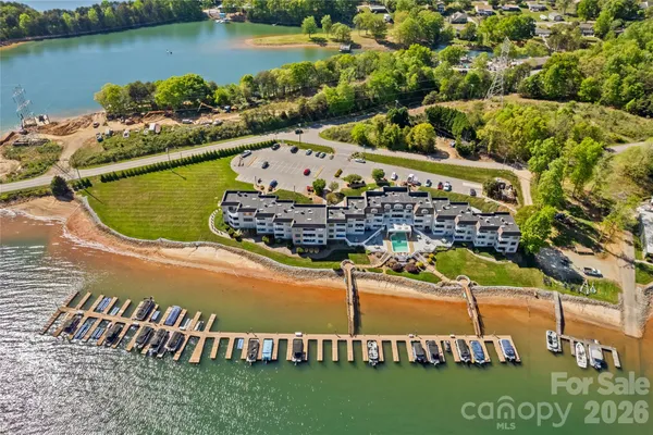 $375,000 | 7831 Spinnaker Bay Drive, Sherrills Ford, NC 28673