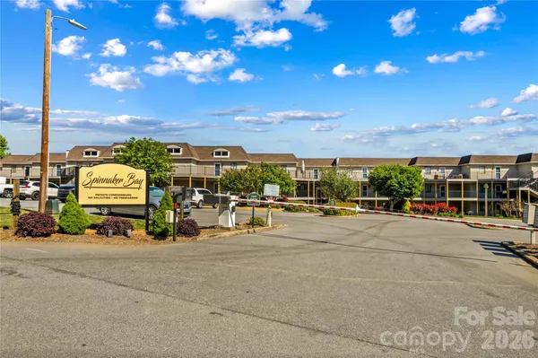 $375,000 | 7831 Spinnaker Bay Drive, Sherrills Ford, NC 28673