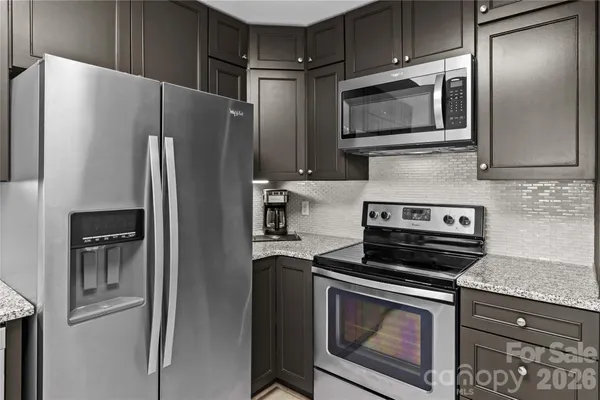 $375,000 | 7831 Spinnaker Bay Drive, Sherrills Ford, NC 28673