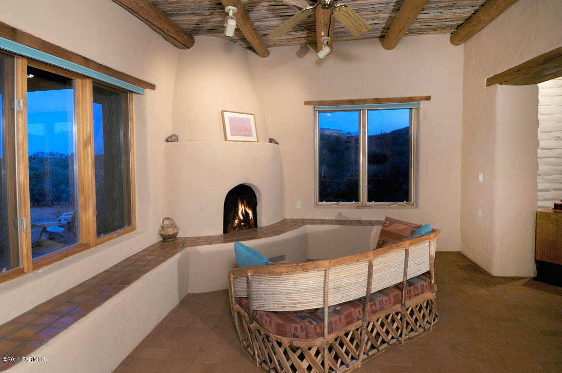 6295 West Sunset Road Tucson, AZ 85743 - Photo 3 of 16 Gallery Image 3