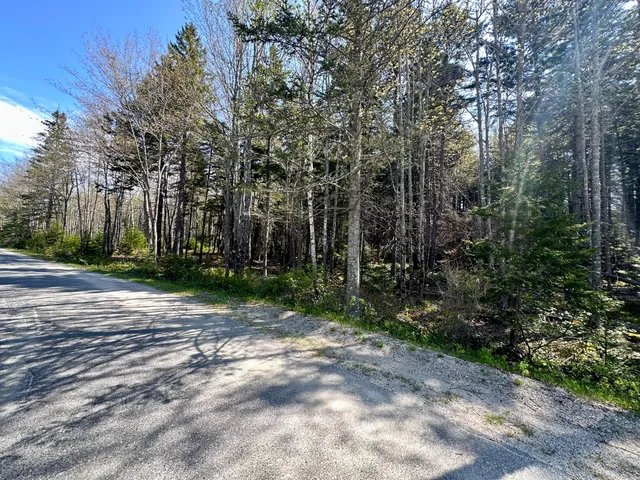 $149,500 | 40 Reach Road, Brooklin, ME 04616