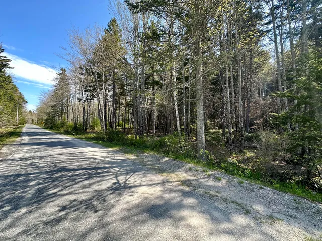 $149,500 | 40 Reach Road, Brooklin, ME 04616