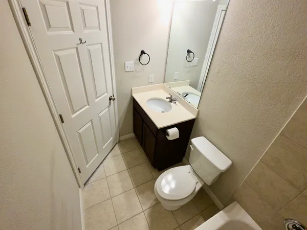 $2,175 | 13208 Mariscan Street, Manchaca, TX 78652