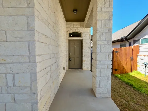 $2,175 | 13208 Mariscan Street, Manchaca, TX 78652