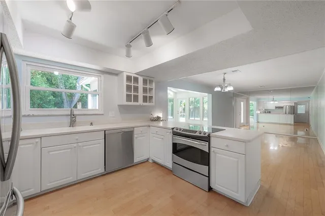 $645,000 | 13313 Golf Crest Circle, Tampa, FL 33618