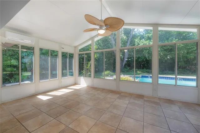 $645,000 | 13313 Golf Crest Circle, Tampa, FL 33618