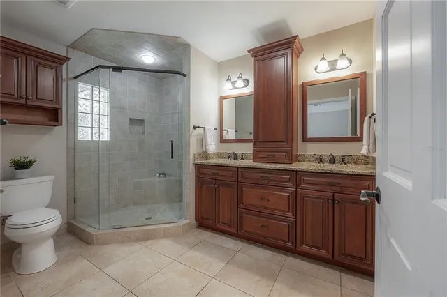 $645,000 | 13313 Golf Crest Circle, Tampa, FL 33618