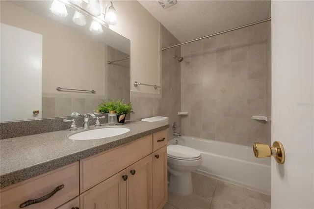 $645,000 | 13313 Golf Crest Circle, Tampa, FL 33618