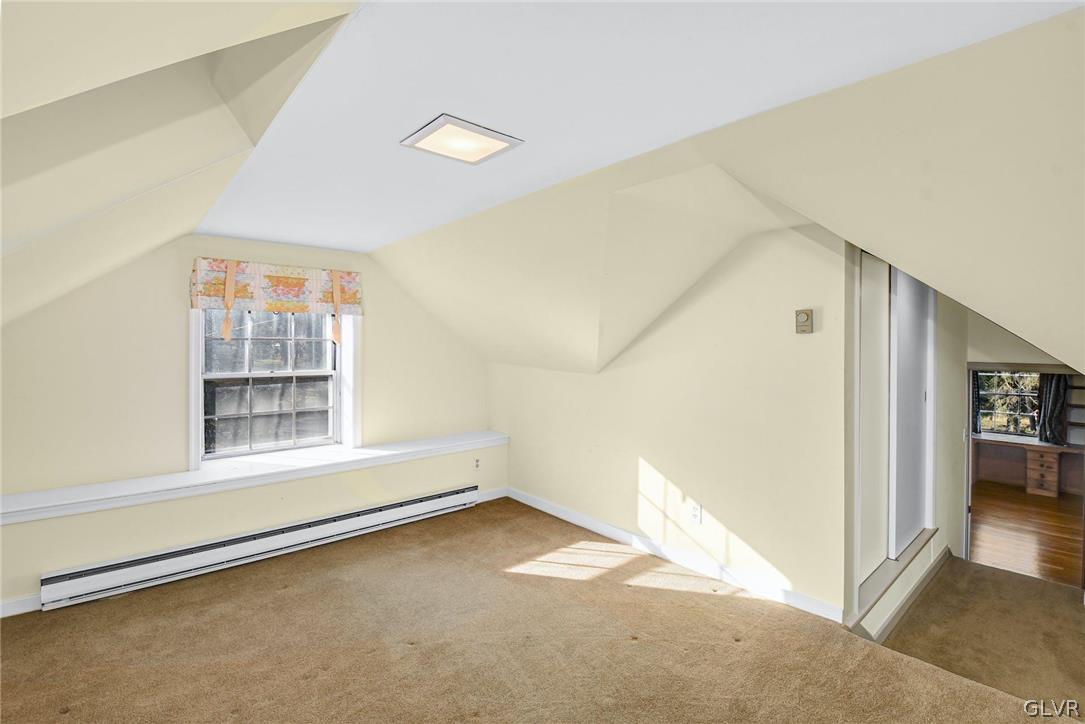 1655 White Acre Drive Bethlehem, PA 18015 - Photo 24 of 39 an empty room with windows