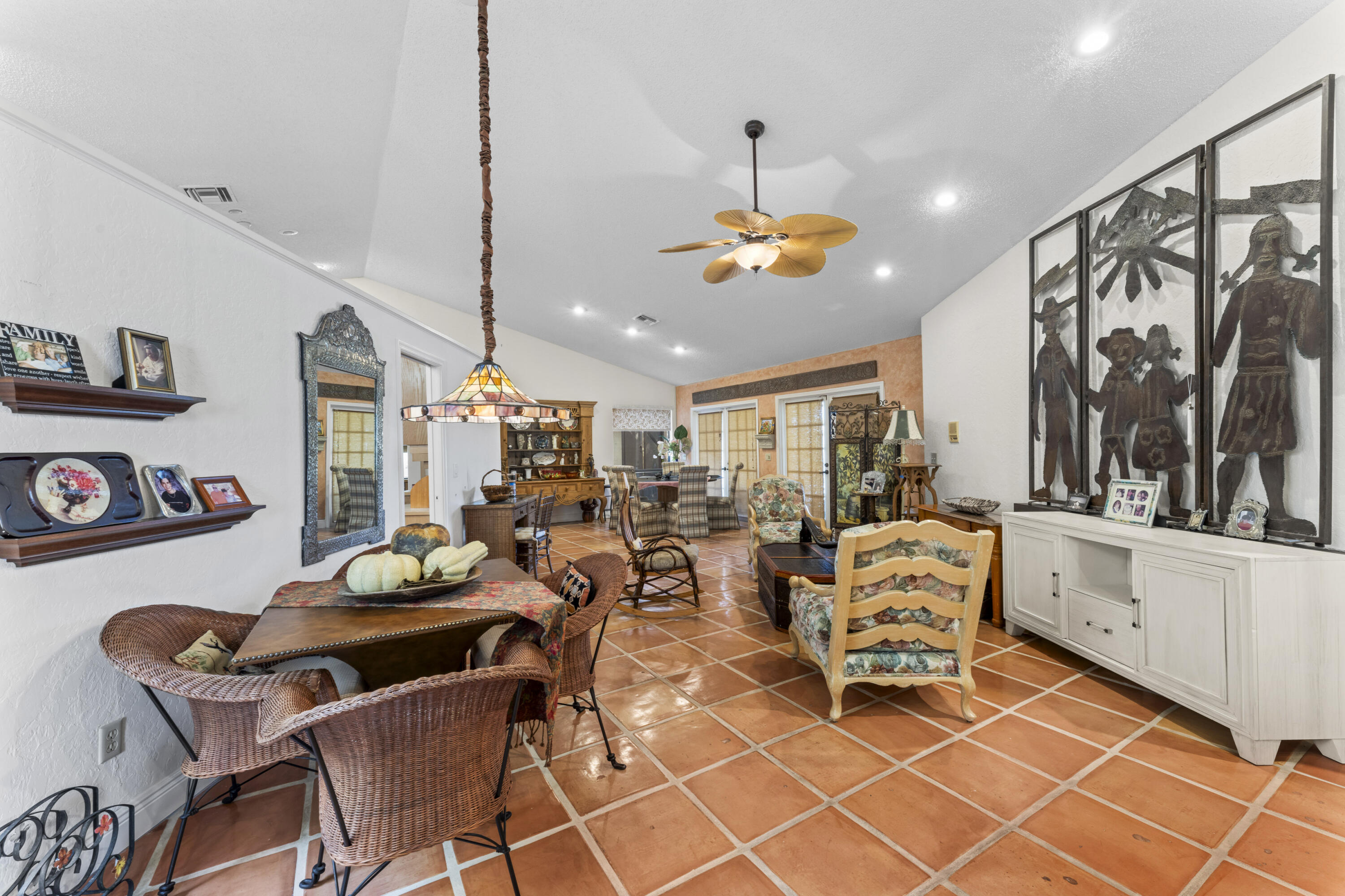 22584 Esplanada Circle Boca Raton, FL 33433 - Photo 11 of 44 Hommati275 (11)