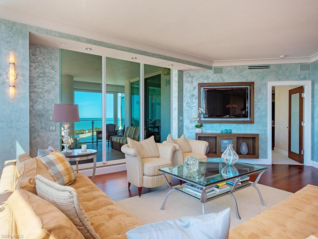 60 Seagate Drive, Unit 1001 Naples, FL 34103 - Photo 3 of 20