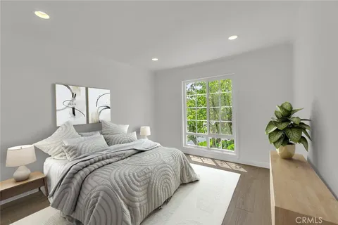 $949,000 | 200 McNeil Lane, Unit 204, Newport Beach, CA 92663