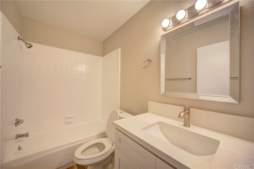 44554 La Paz Road Temecula, CA 92592 - Photo 16 of 21