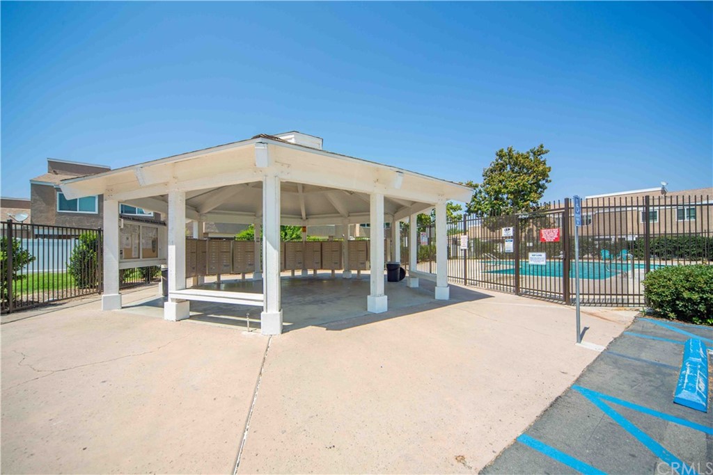 44554 La Paz Road Temecula, CA 92592 - Photo 5 of 21