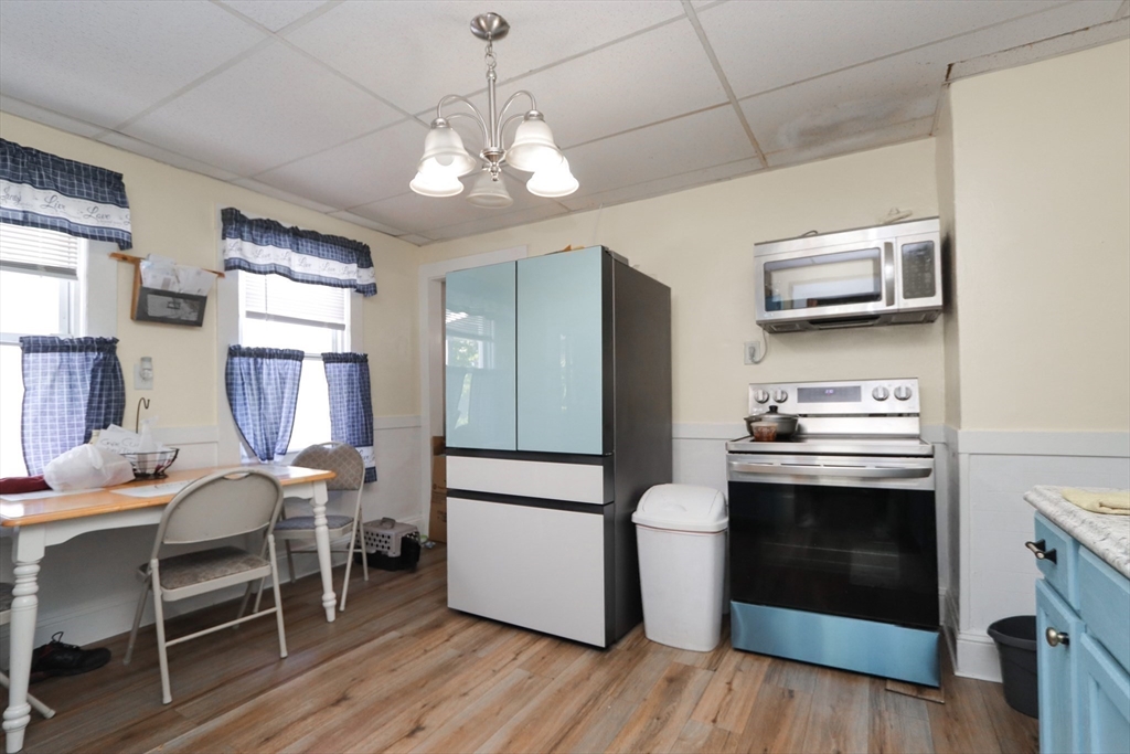 85-87 Mooreland Street Springfield, MA 01104 - Photo 15 of 16 Gallery Image 15