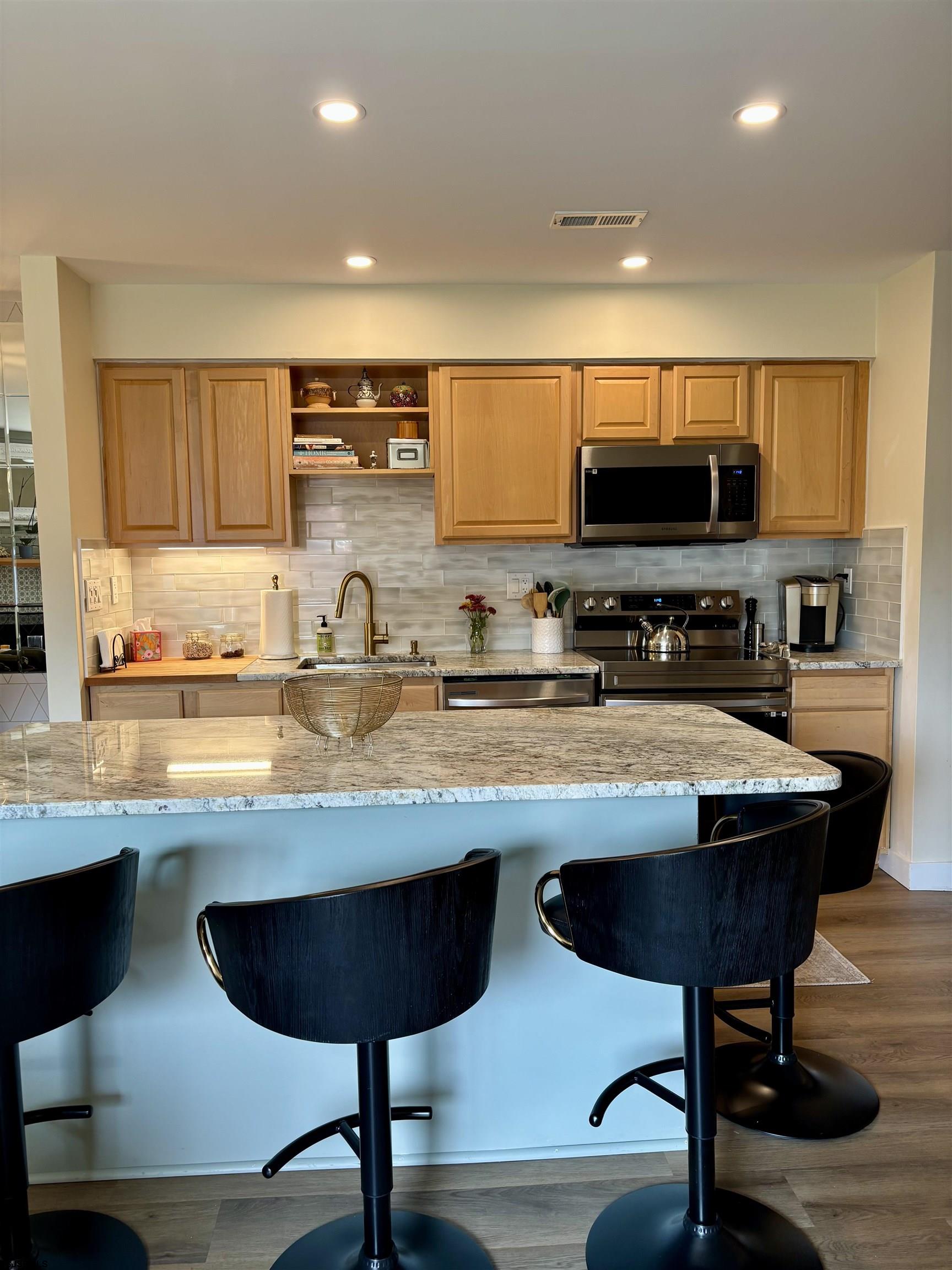 11 Shore Road, Unit 6B Somers Point, NJ 08244 - Photo 18 of 33