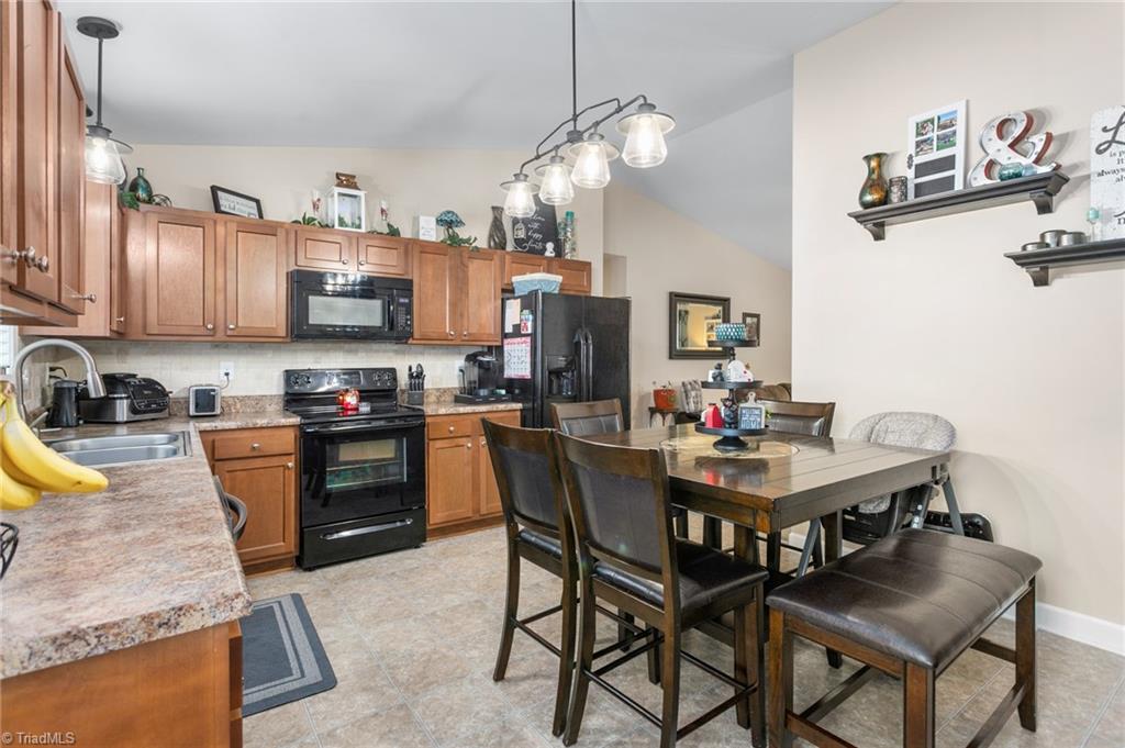 729 Bailey Road Winston-Salem, NC 27107 - Photo 7 of 22