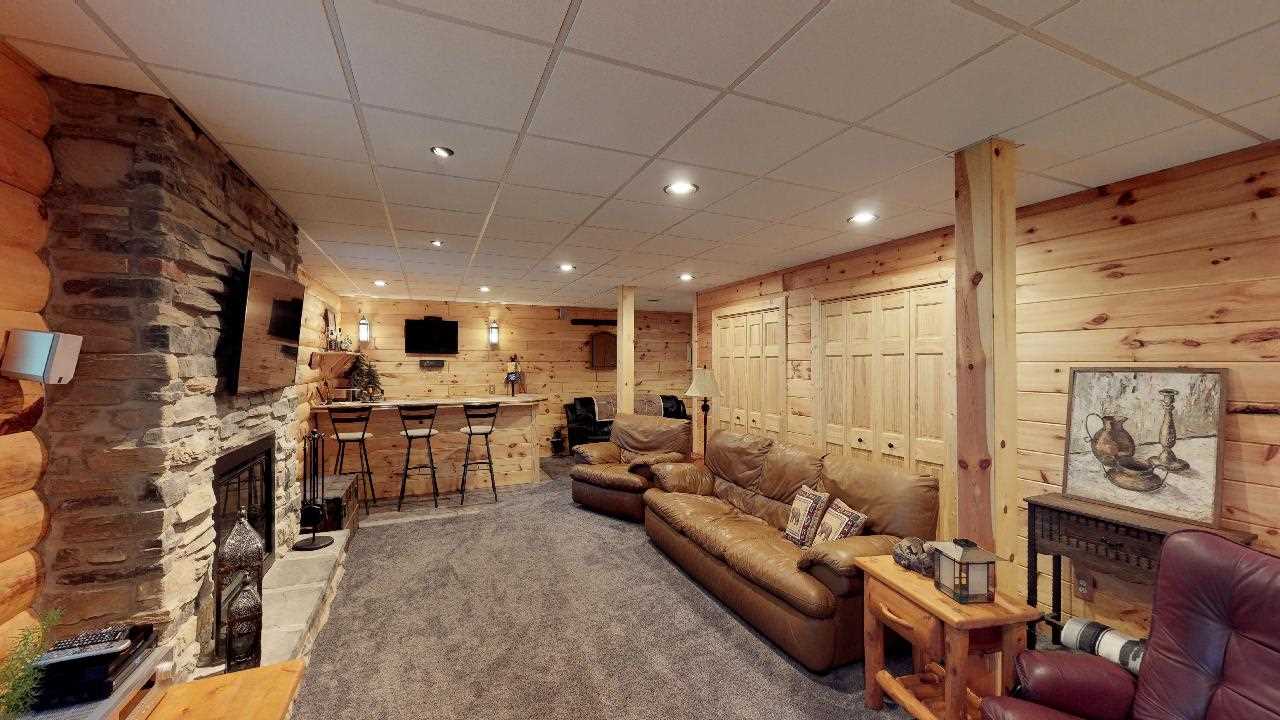 1847 Round Lake Road Interlochen, MI 49643 - Photo 24 of 35 1846323-23.JPG