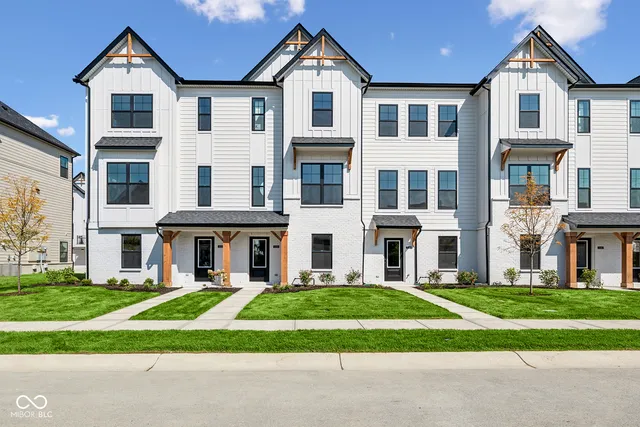 $329,990 | 4360 Douro Trail, Westfield, IN 46062