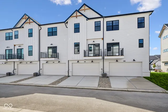 $329,990 | 4360 Douro Trail, Westfield, IN 46062