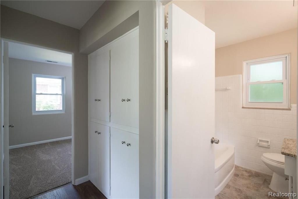 16175 West 13 Mile Road Southfield, MI 48076 - Photo 24 of 31
