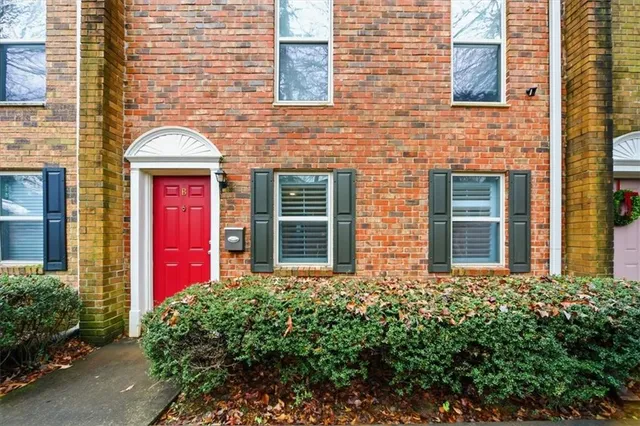 $295,000 | 115 Winding River Drive, Unit B, Atlanta, GA 30350