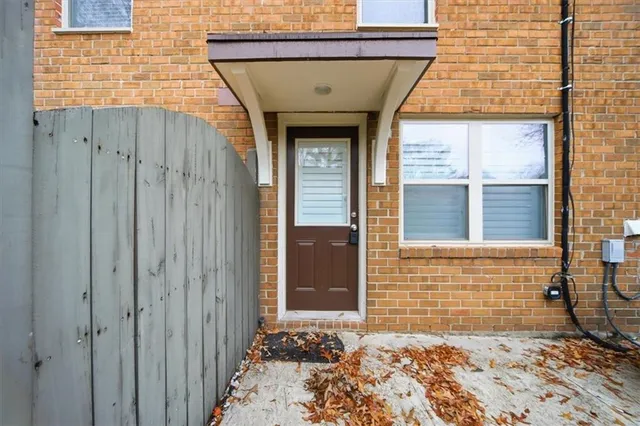 $295,000 | 115 Winding River Drive, Unit B, Atlanta, GA 30350