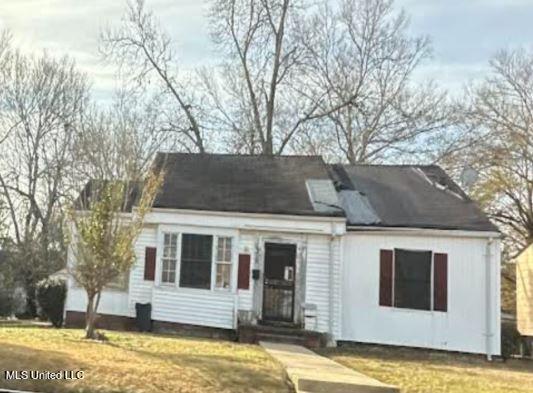 1215 Lawnview Place Jackson, MS 39203 - Photo 1 of 2 Front