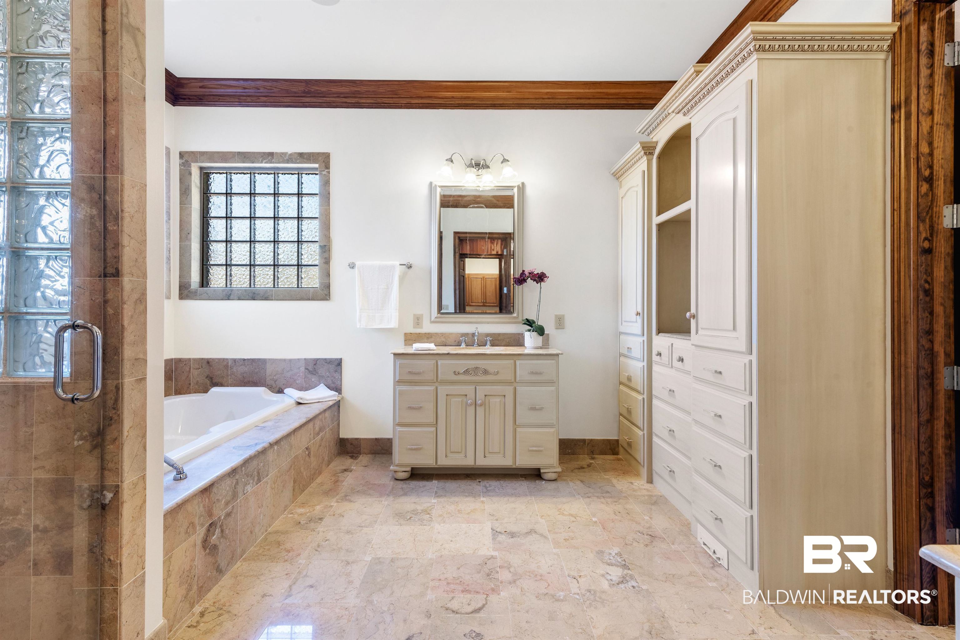 10708 Highway 98 Fairhope, AL 36532 - Photo 18 of 44 Master Bath