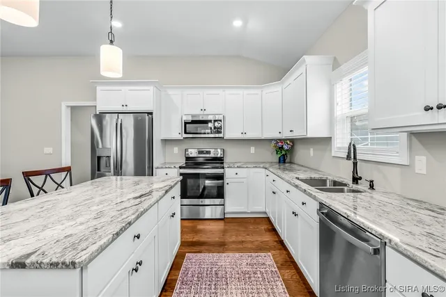 $319,013 | 721 TCB Boulevard, Memphis, IN 47143