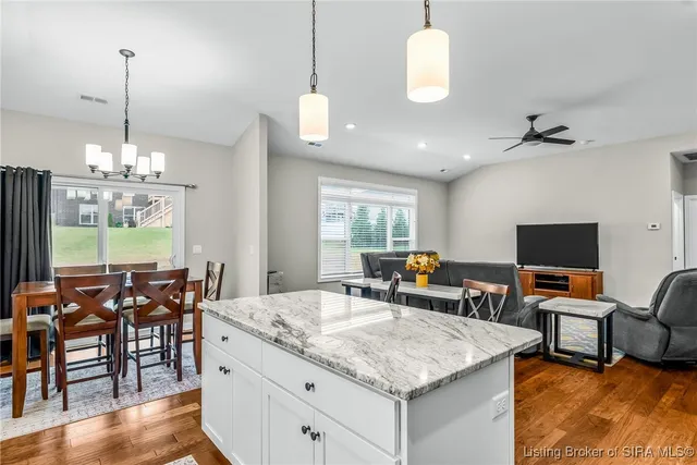 $319,013 | 721 TCB Boulevard, Memphis, IN 47143