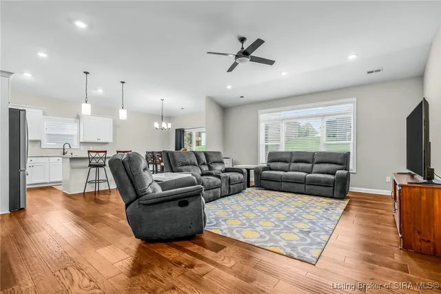 $319,013 | 721 TCB Boulevard, Memphis, IN 47143