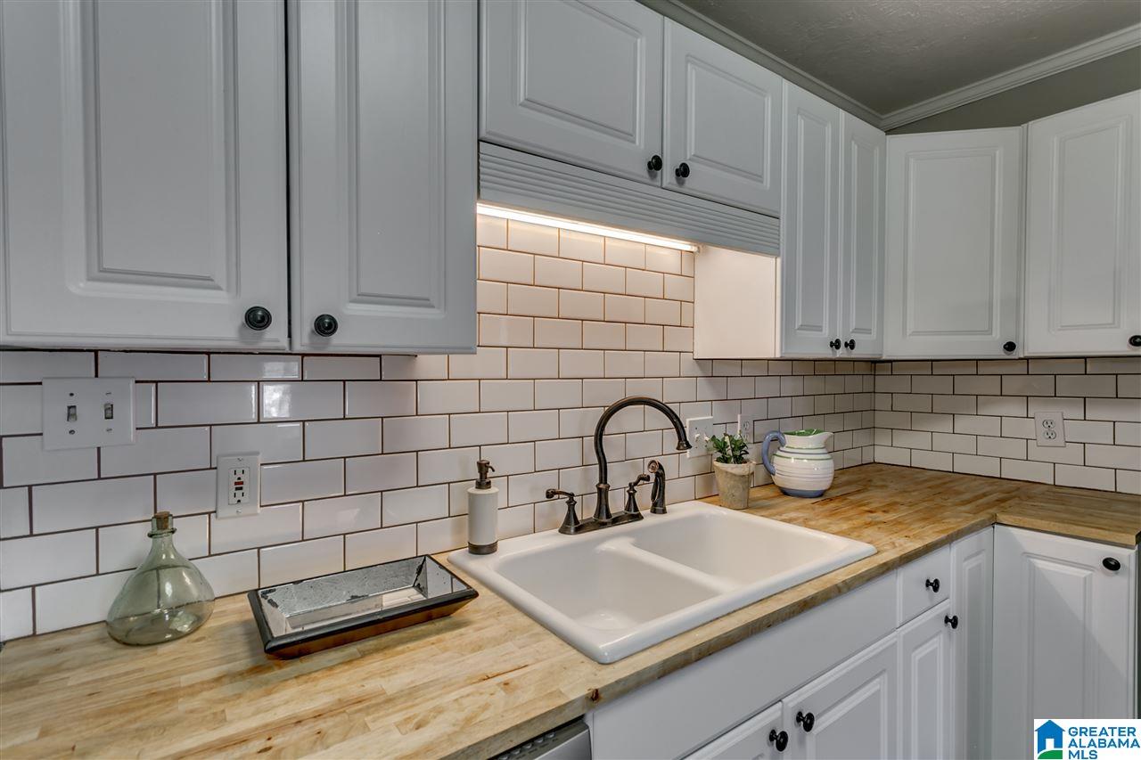 3309 Ridgely Circle Birmingham, AL 35243 - Photo 13 of 32