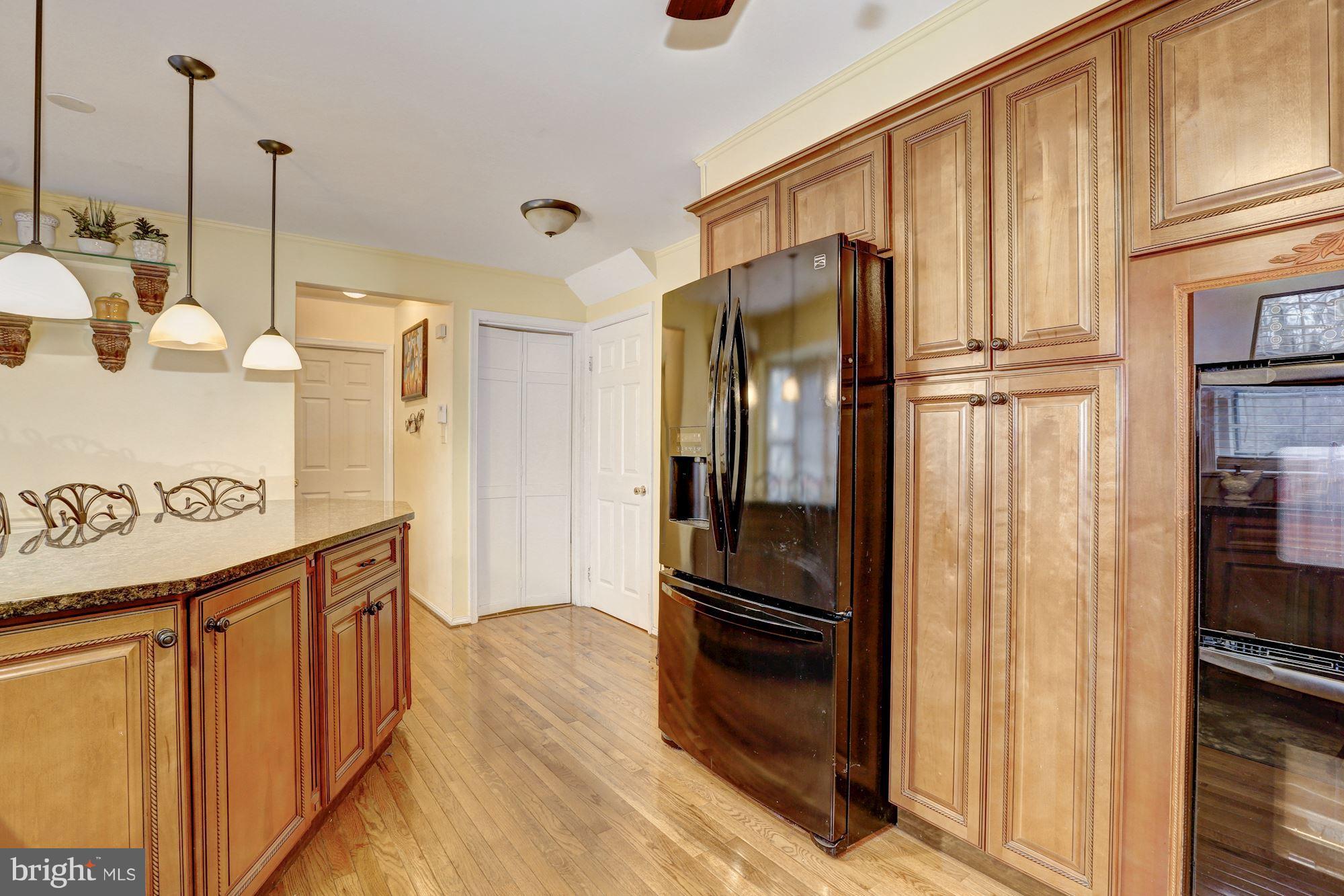 809 Bonifant Road Silver Spring, MD 20905 - Photo 14 of 30 Kitchen