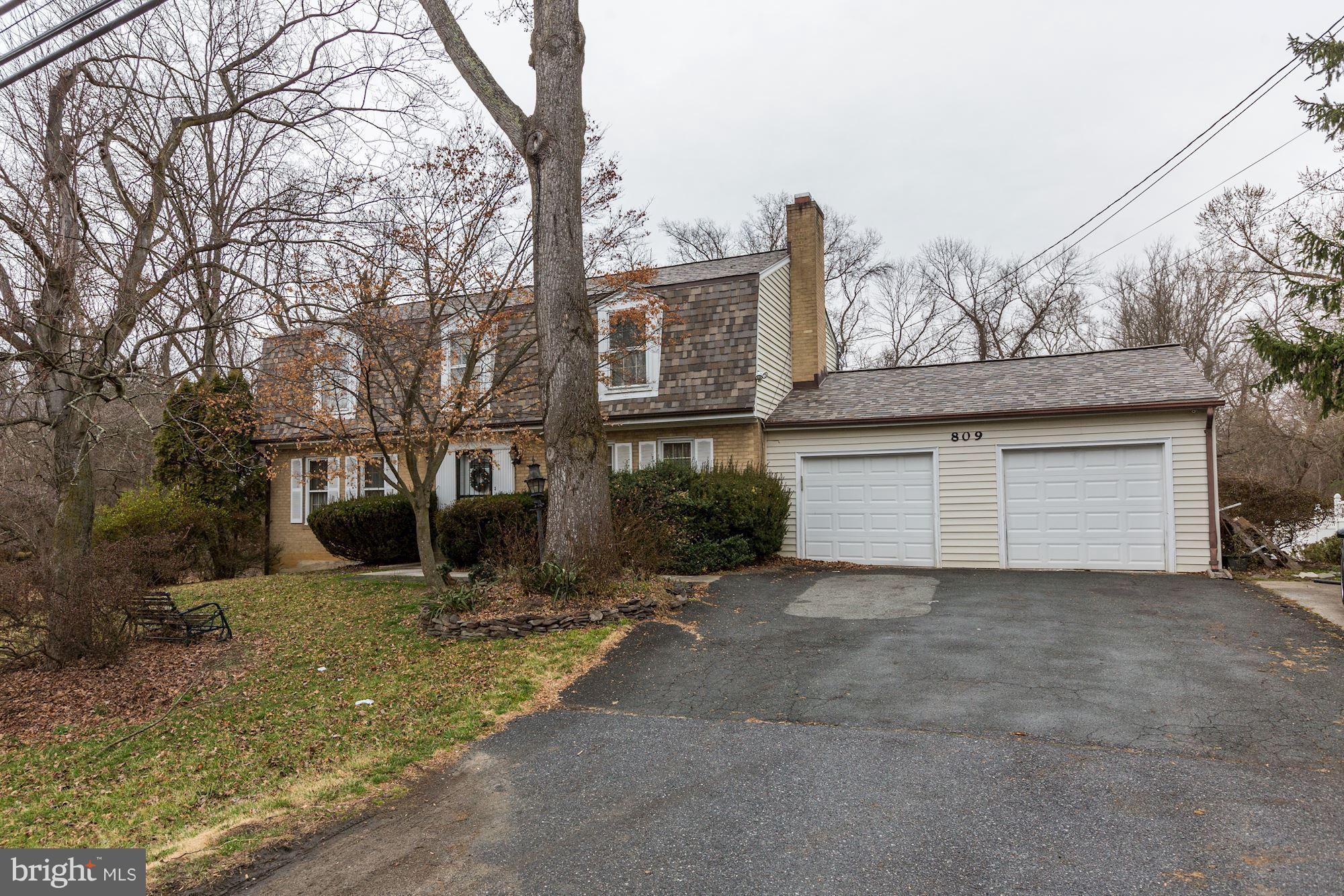 809 Bonifant Road Silver Spring, MD 20905 - Photo 3 of 30 Exterior (Front)