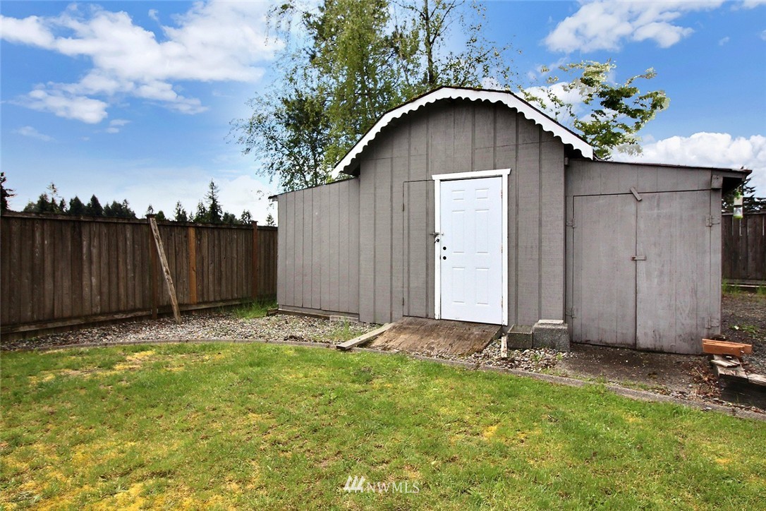 18310 Guava Street Southwest Rochester, WA 98579 - Photo 18 of 19