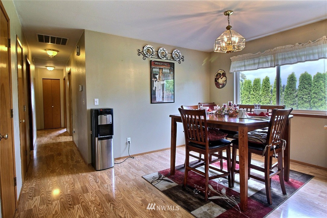 18310 Guava Street Southwest Rochester, WA 98579 - Photo 5 of 19