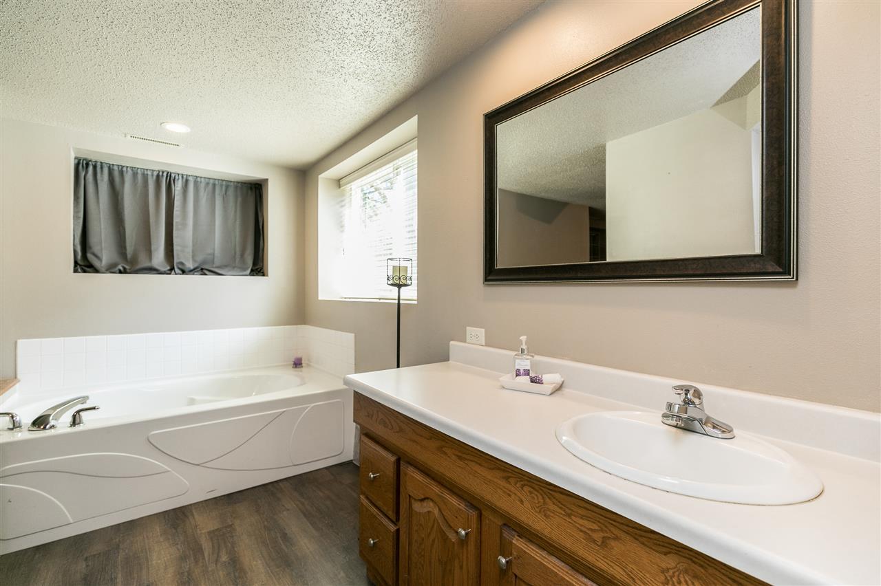 170 Chatham Road Northeast Cedar Rapids, IA 52402 - Photo 39 of 50 Gallery Image 39