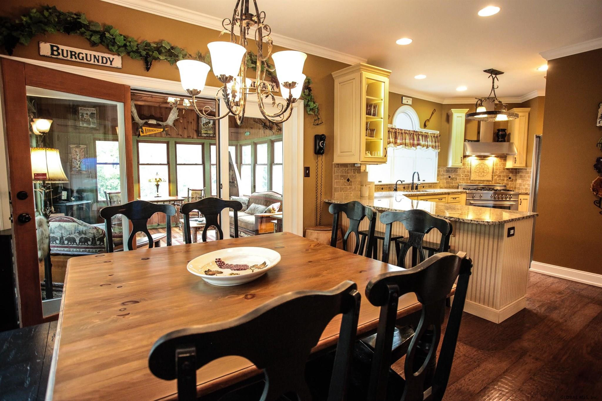 27 Arrowhead Road Saratoga Springs, NY 12866 - Photo 24 of 75 Photo 17