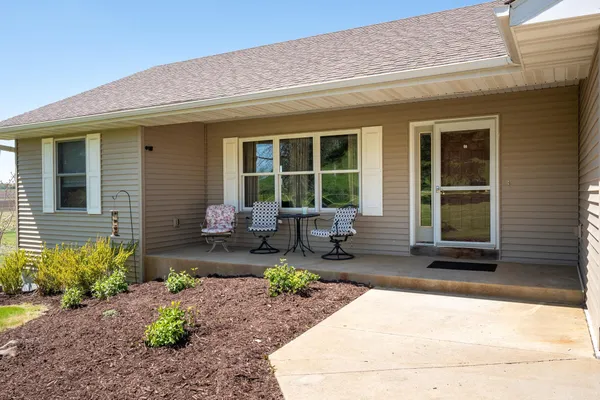 $575,000 | 24215 Joan Avenue, Hampton, MN 55031