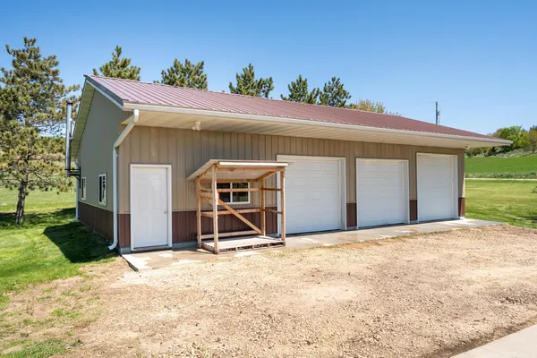 $575,000 | 24215 Joan Avenue, Hampton, MN 55031