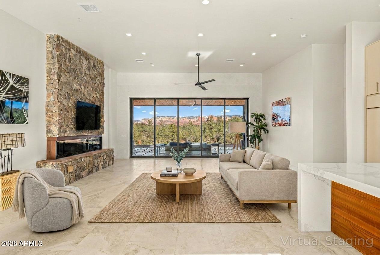 10 Amber Cliffs Way Sedona, AZ 86336 - Photo 28 of 60 living room - cp 48