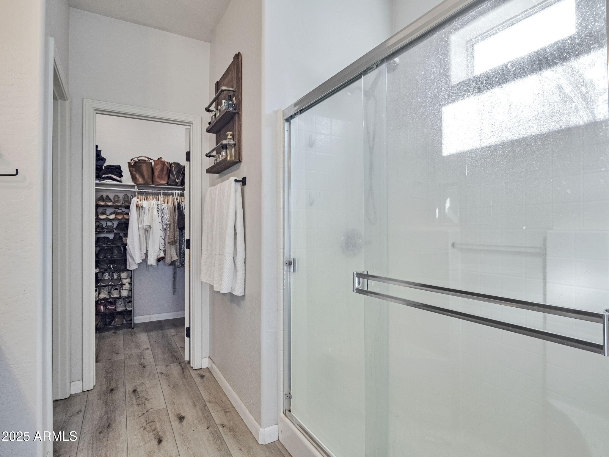 628 King Copper Road Clarkdale, AZ 86324 - Photo 13 of 25 Primary Bath_2